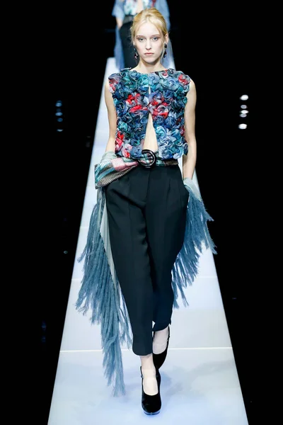 Look 61